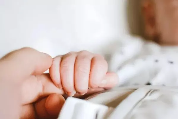La llegada adelantada de la gripe enciende las alarmas por la bronquiolitis