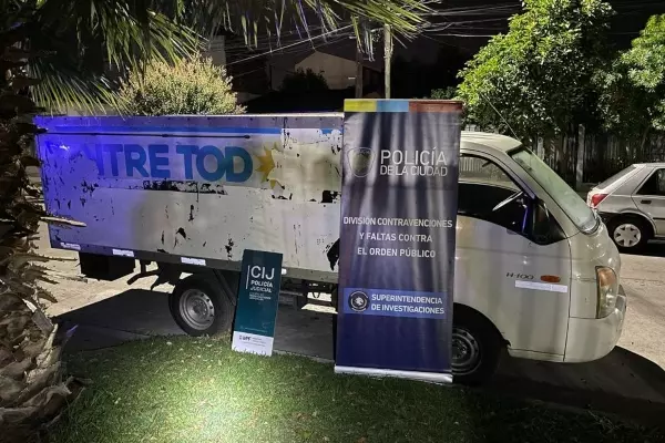 La camioneta secuestrada en el allanamiento.