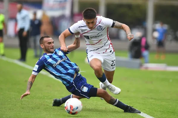 San Lorenzo enpató con Atletico Tucumán