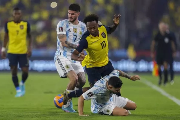 El partido que Argentina igualó 1 a 1 con Ecuador.