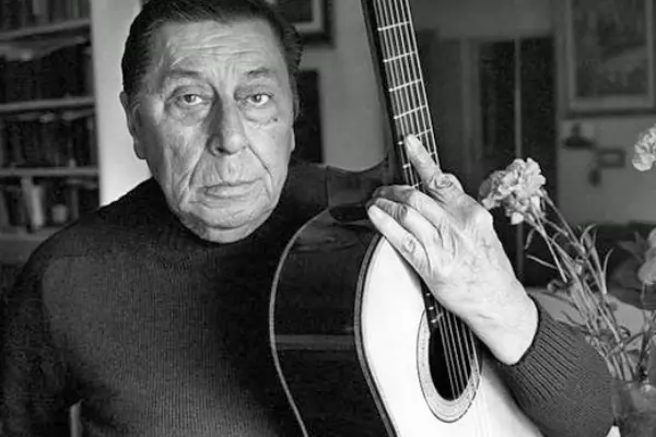 30 años de la muerte de Atahualpa Yupanqui