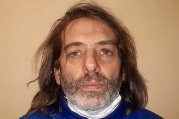 Fue detenido el 26 de mayo de 2021 y en su vivienda se secuestró el revólver 38 cargado, sin permiso de tenencia ni portación.