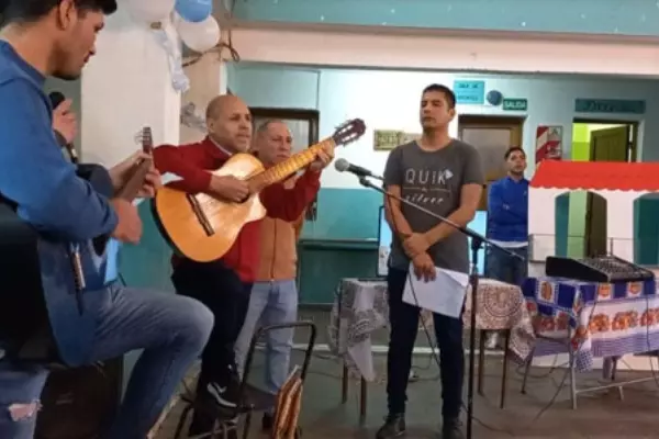 Conmemoración del Día de la Patria en el Pabellón Literario de la UP3 San Nicolás