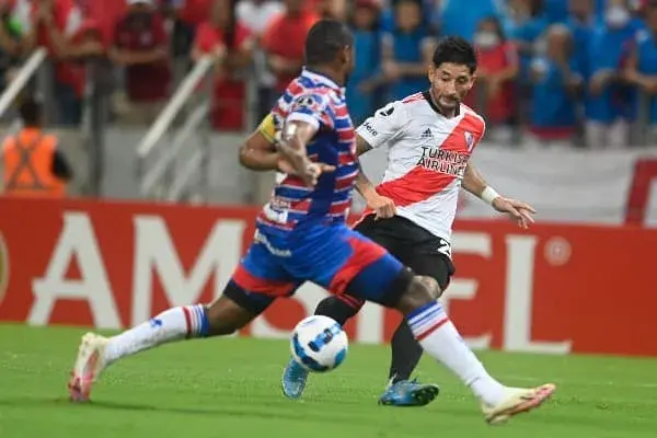 River empató 1 a 1 con Fortaleza en Brasil y quedó a un paso de los octavos