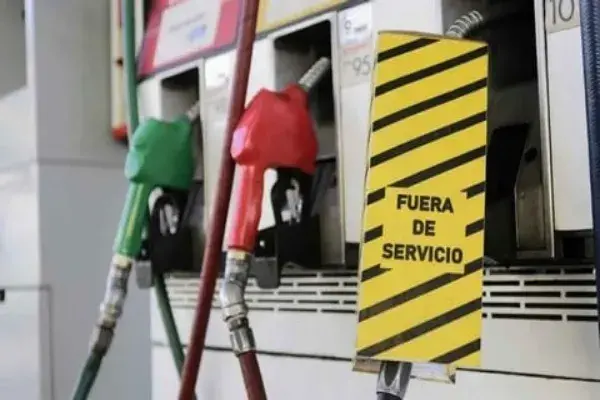 La falta de gasoil ya afecta a 23 distritos