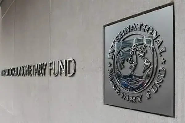 El FMI aprobó la revisión del acuerdo y girará los USD 4.100 millones