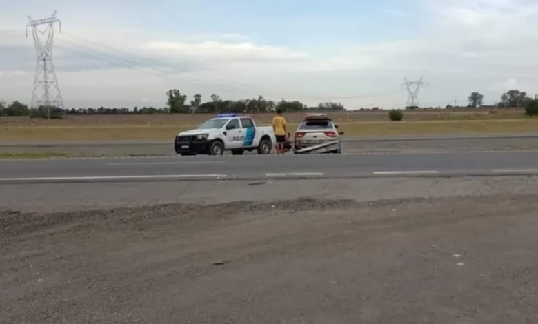 Ruta 9: dos automóviles colisionaron en el km 221 altura de Villa Gral. Savio