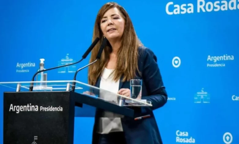 Gabriela Cerruti atribuyó al macrismo las críticas del Papa por la inflación
