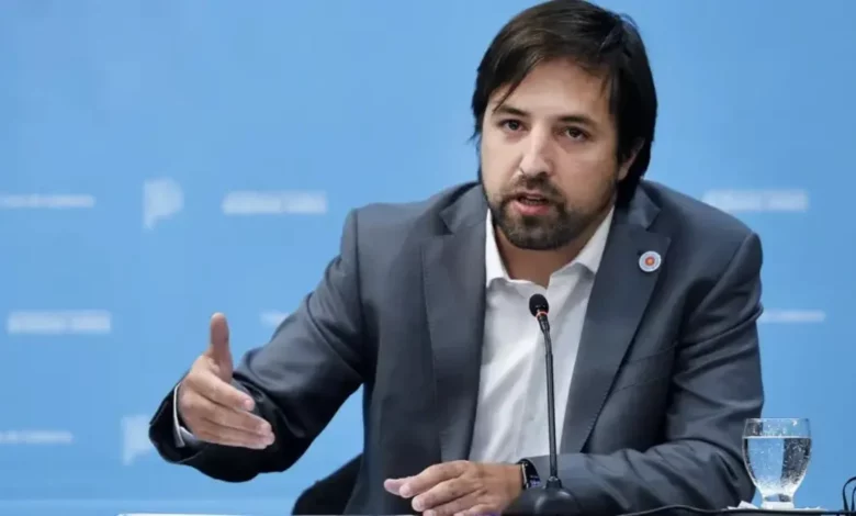 Tras la polémica, el gobierno bonaerense justificó la compra de 500 millones de pesos en gel íntimo