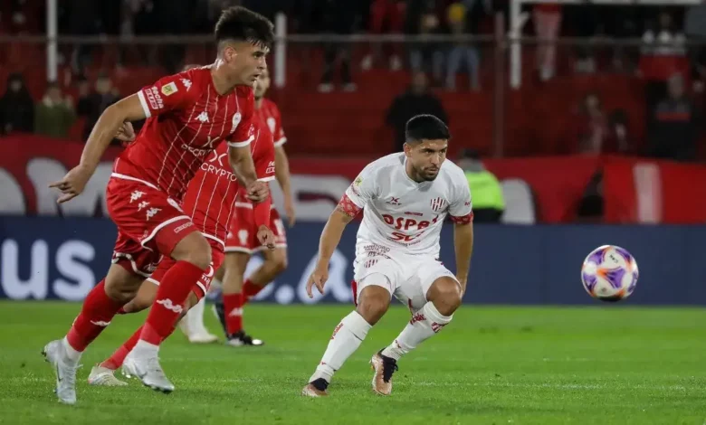 Unión de Santa Fe logra una importante victoria 1-0 sobre Huracán en la Liga Profesional 2023. Mauro Luna Diale marca el gol decisivo en el partido como visitante